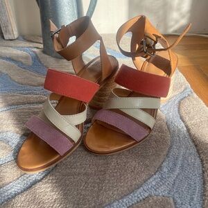 Frye & co. Bow Heeled Sandals -multi colored size 7 preowned